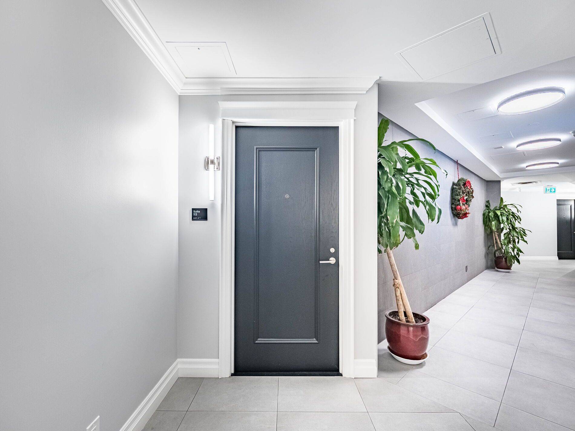 Mississauga, ON L4Z 4K1,220 Forum DR #113