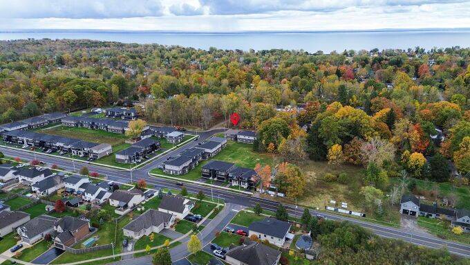 Fort Erie, ON L0S 1N0,3280 Parker AVE