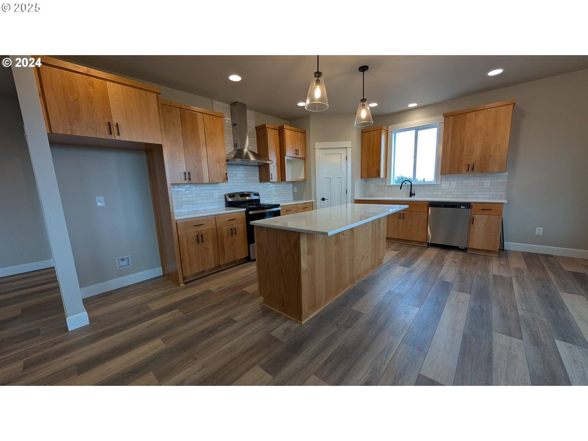 Amity, OR 97101,16575 SE WOODLAND HEIGHTS RD