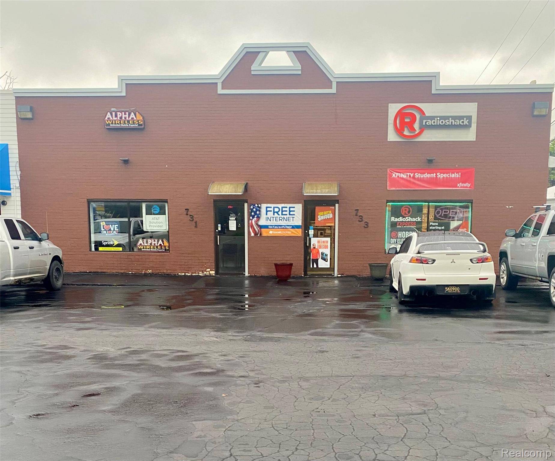 Saline, MI 48176,731 W Michigan AVE