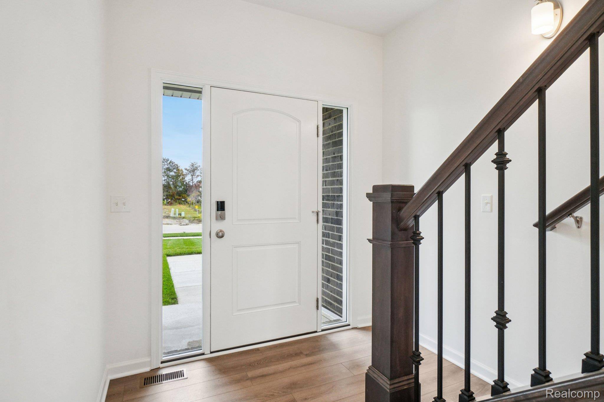 South Lyon, MI 48178,26758 Starters WAY