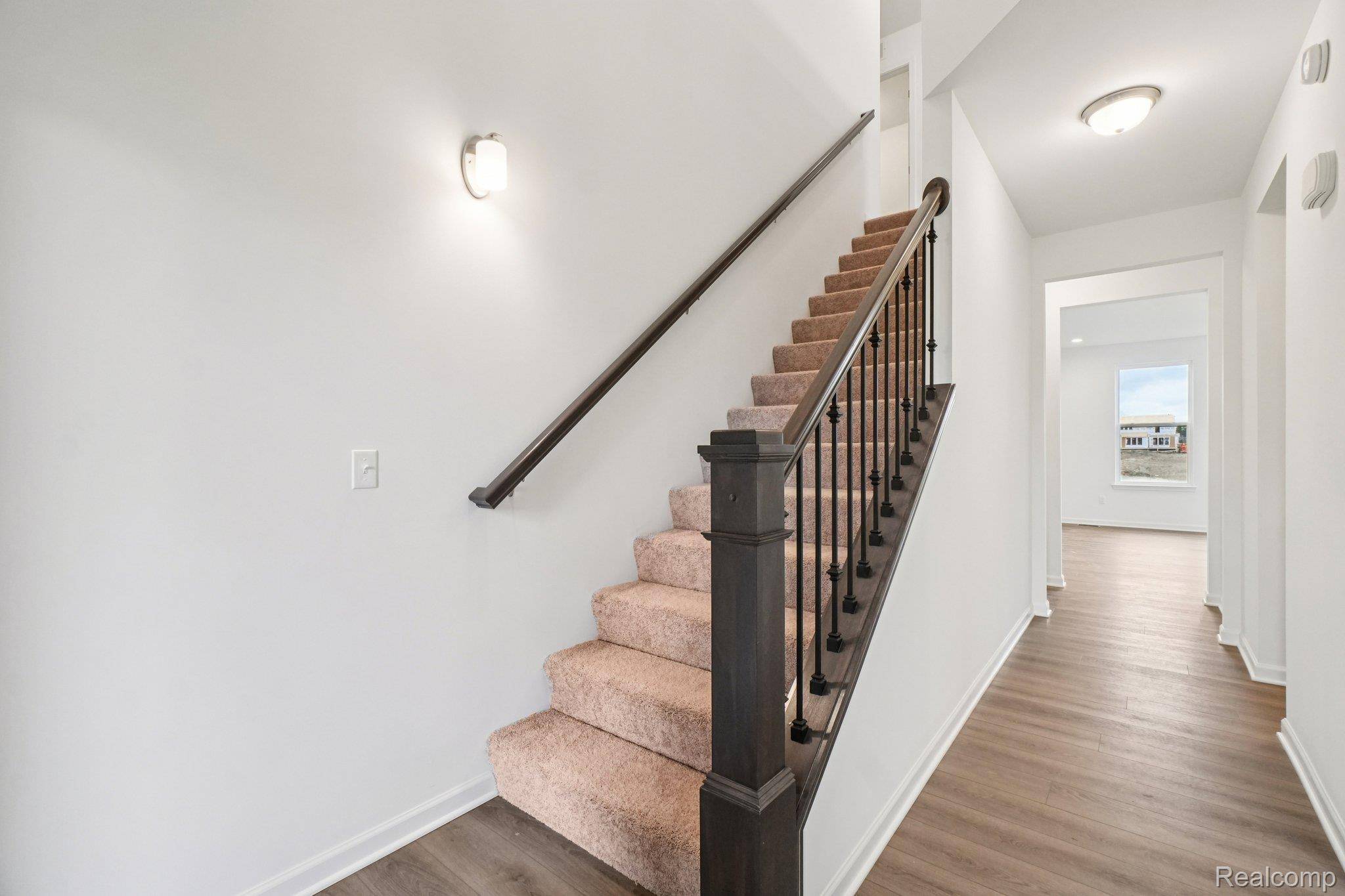 South Lyon, MI 48178,26758 Starters WAY