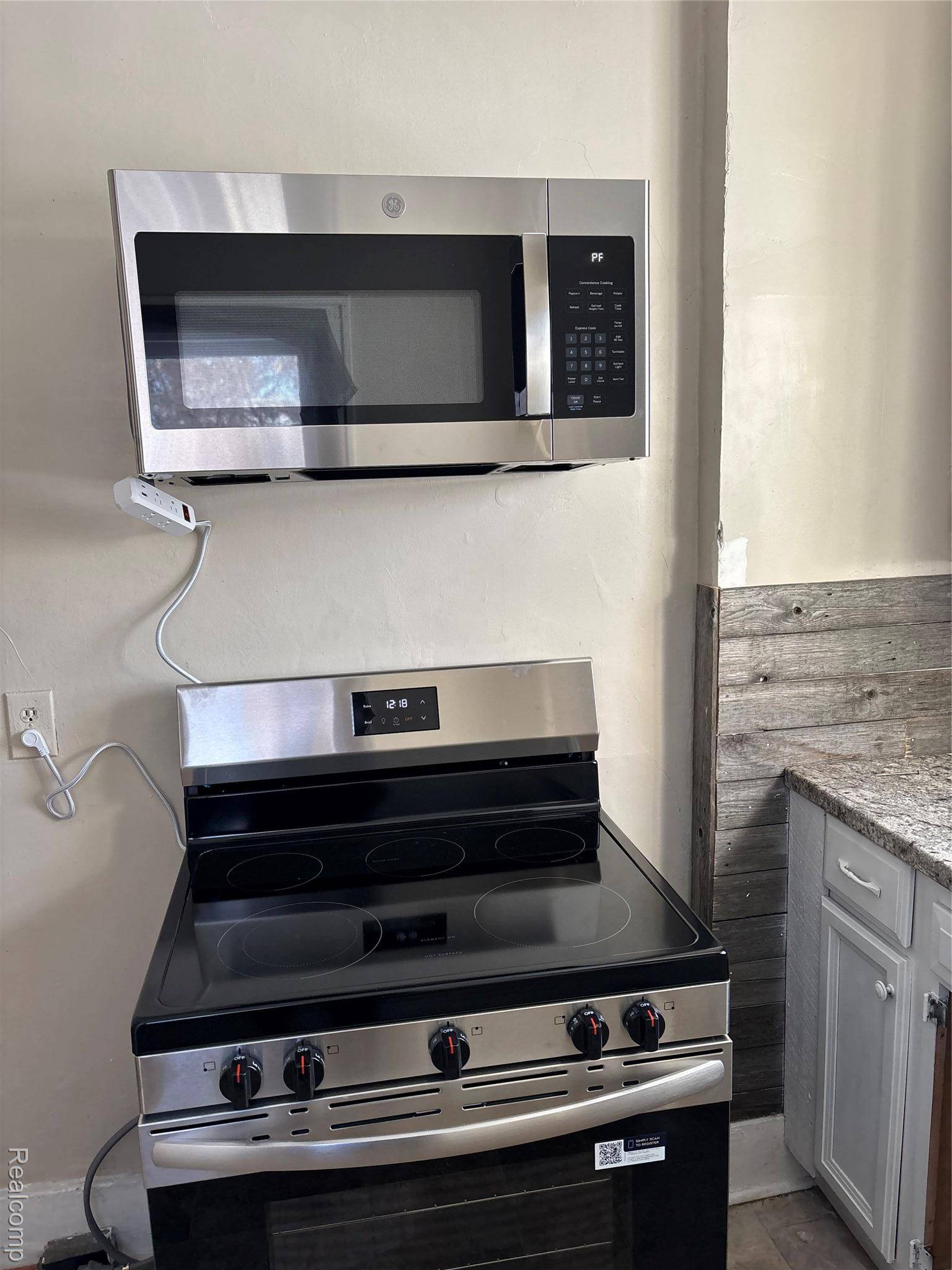 Flint, MI 48532,3922 W COURT ST