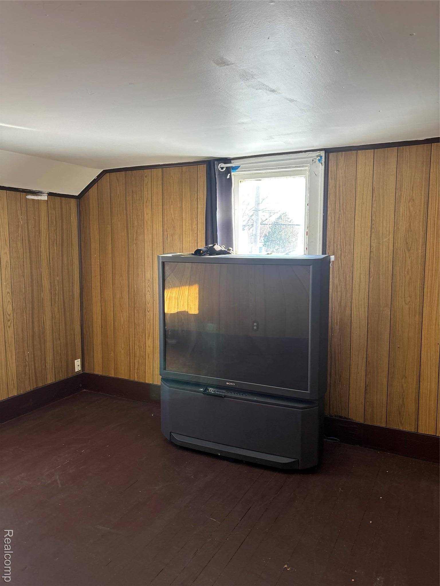 Flint, MI 48532,3922 W COURT ST