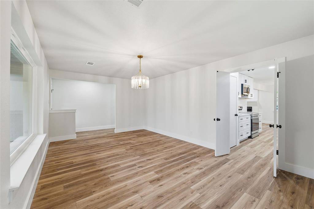 Dallas, TX 75232,6922 Trailcrest Drive