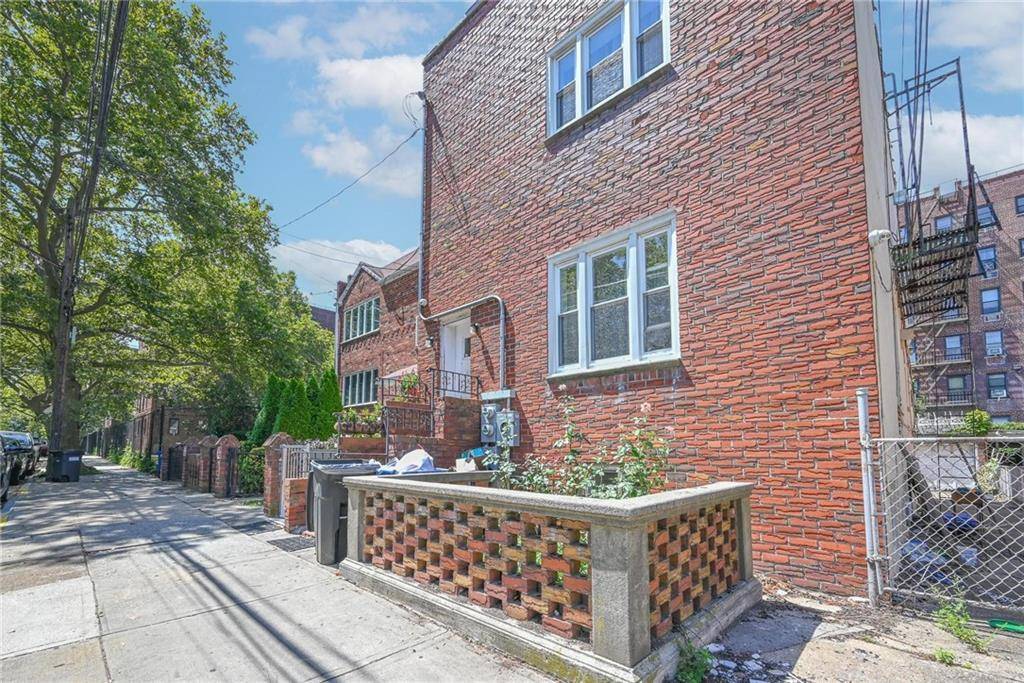 Brooklyn, NY 11223,2518 West 1st ST