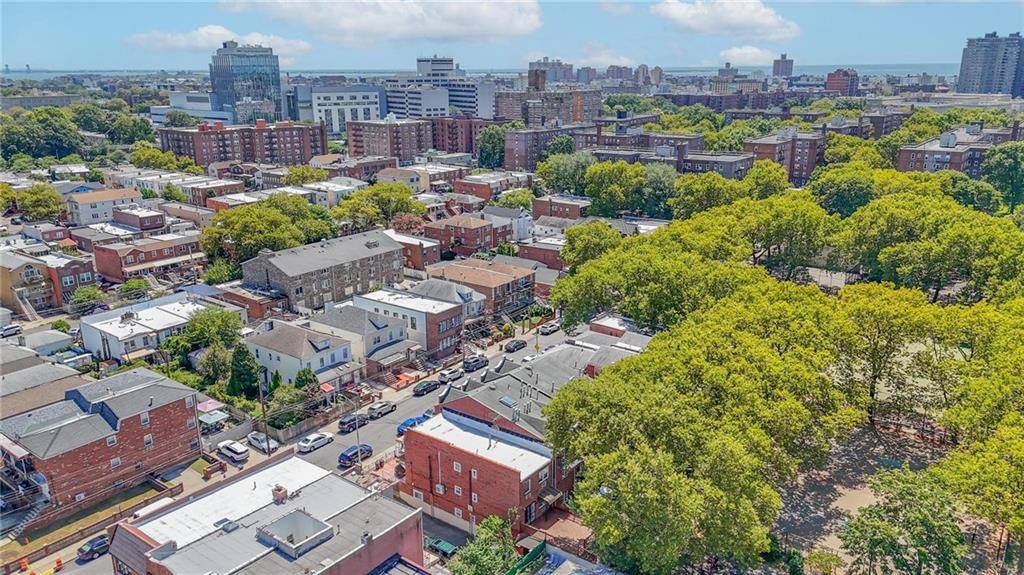 Brooklyn, NY 11223,2518 West 1st ST