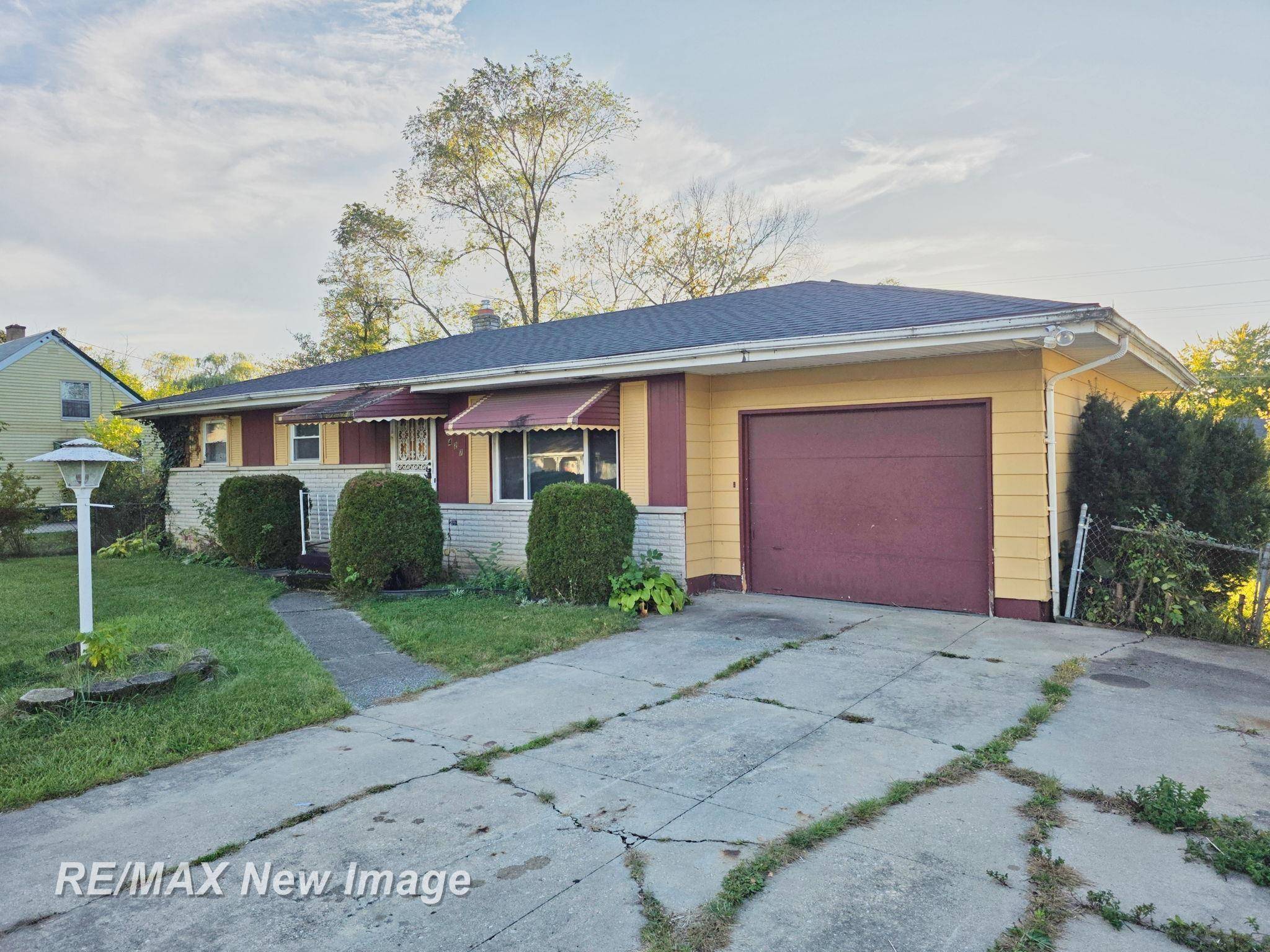 Saginaw, MI 48601,427 S 24th ST