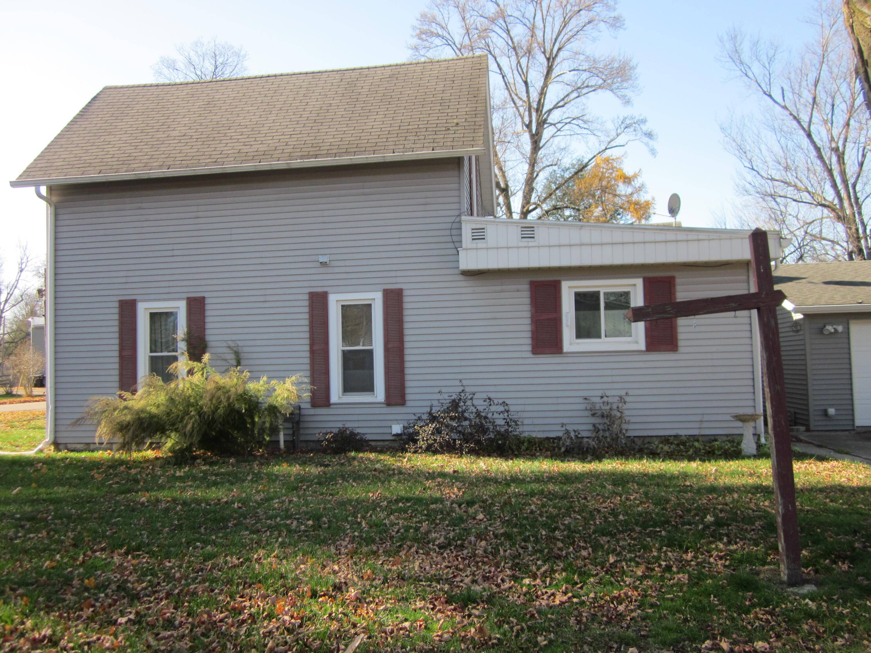 Bangor, MI 49013,12 E Douglas ST