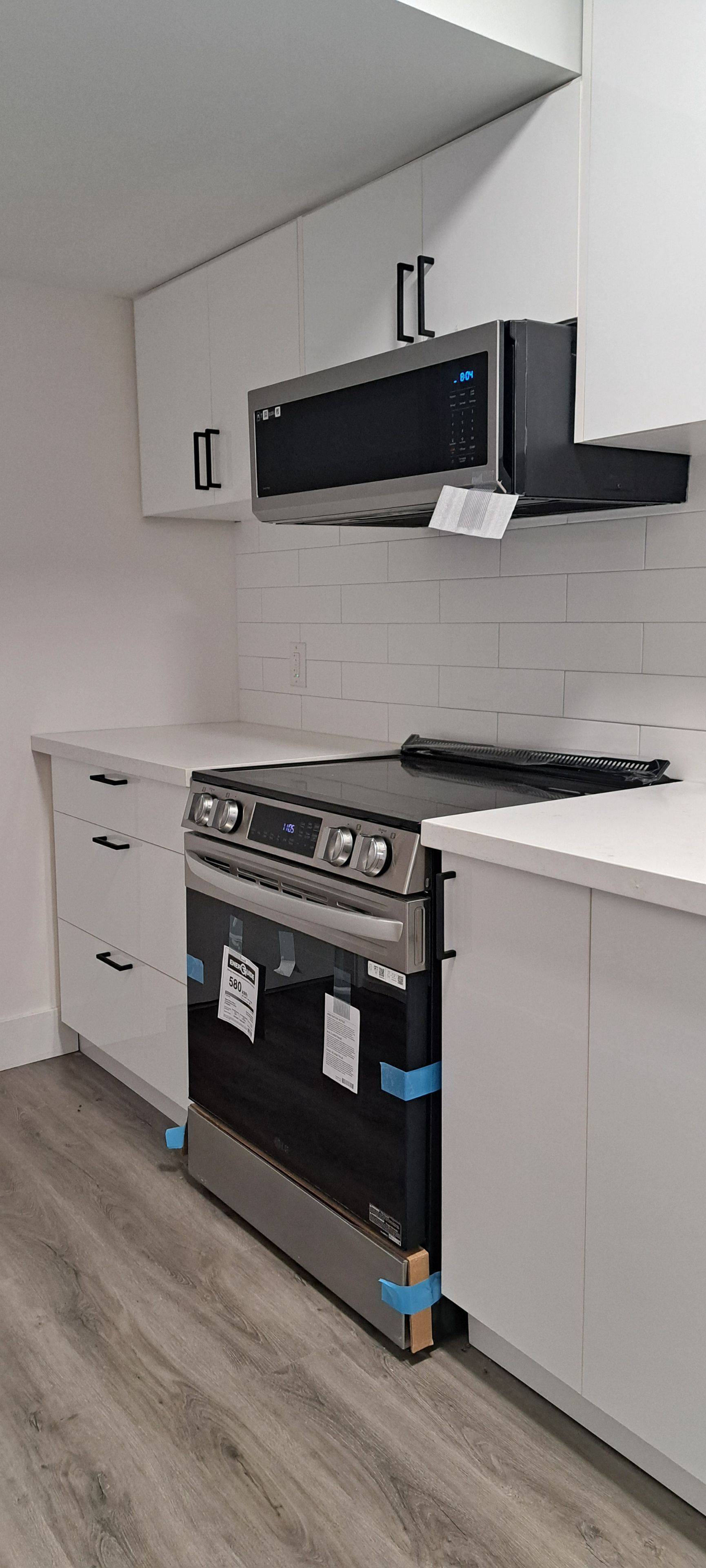 Innisfil, ON L9S 0L7,1659 Rizzardo CRES #LOWER LEVEL