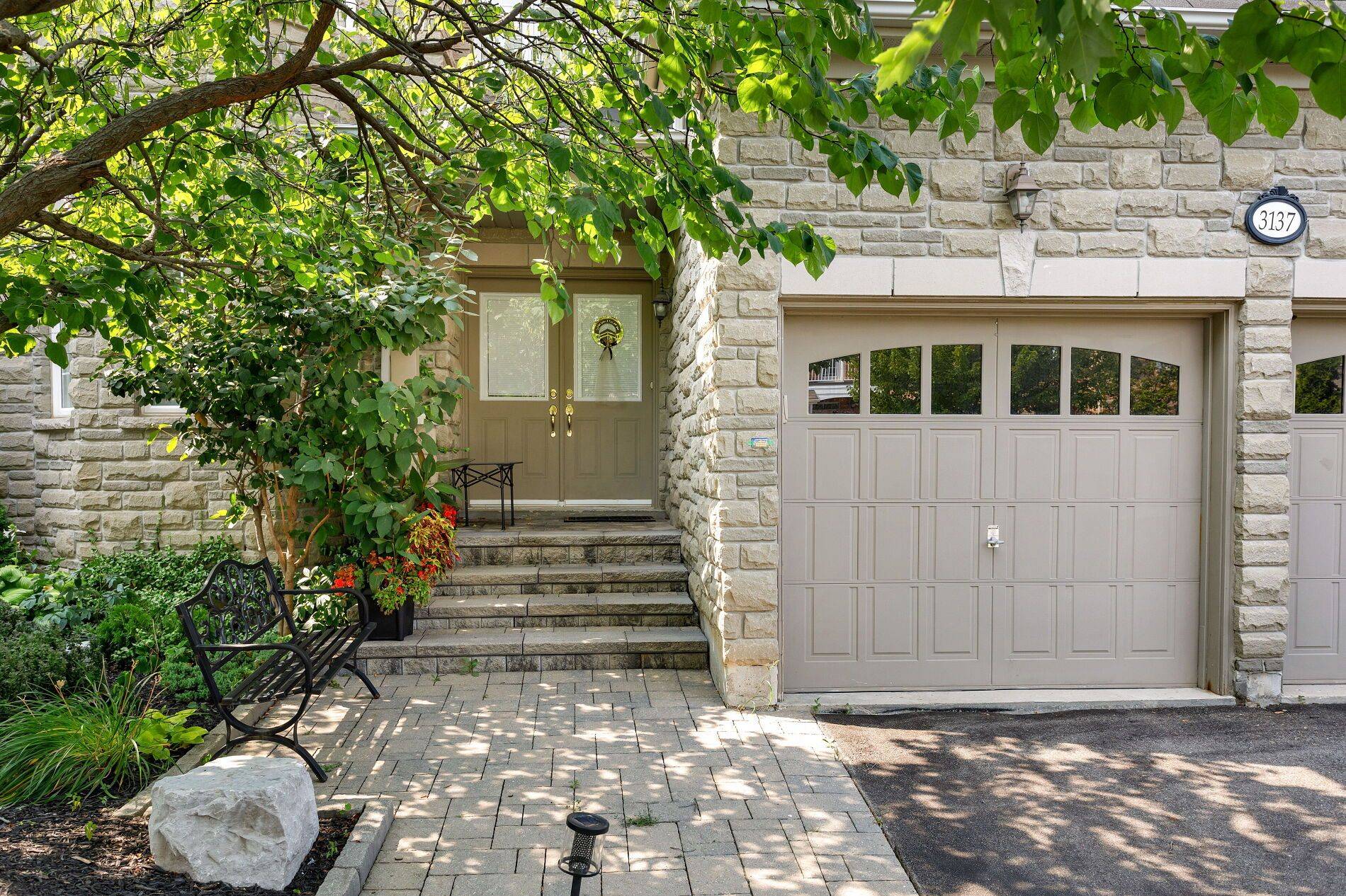 Mississauga, ON L5M 0E1,3137 Countess CRES