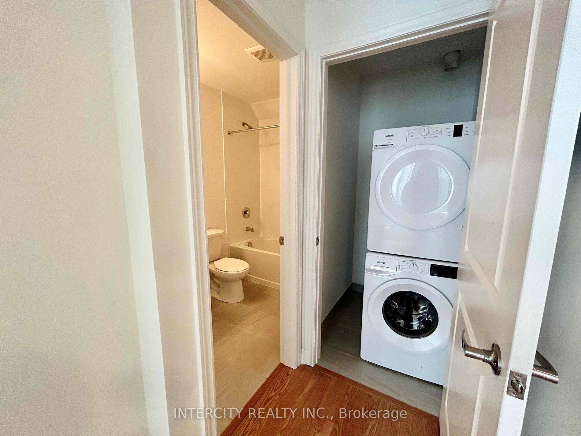 Brampton, ON L6P 0A8,9440 The Gore RD #38