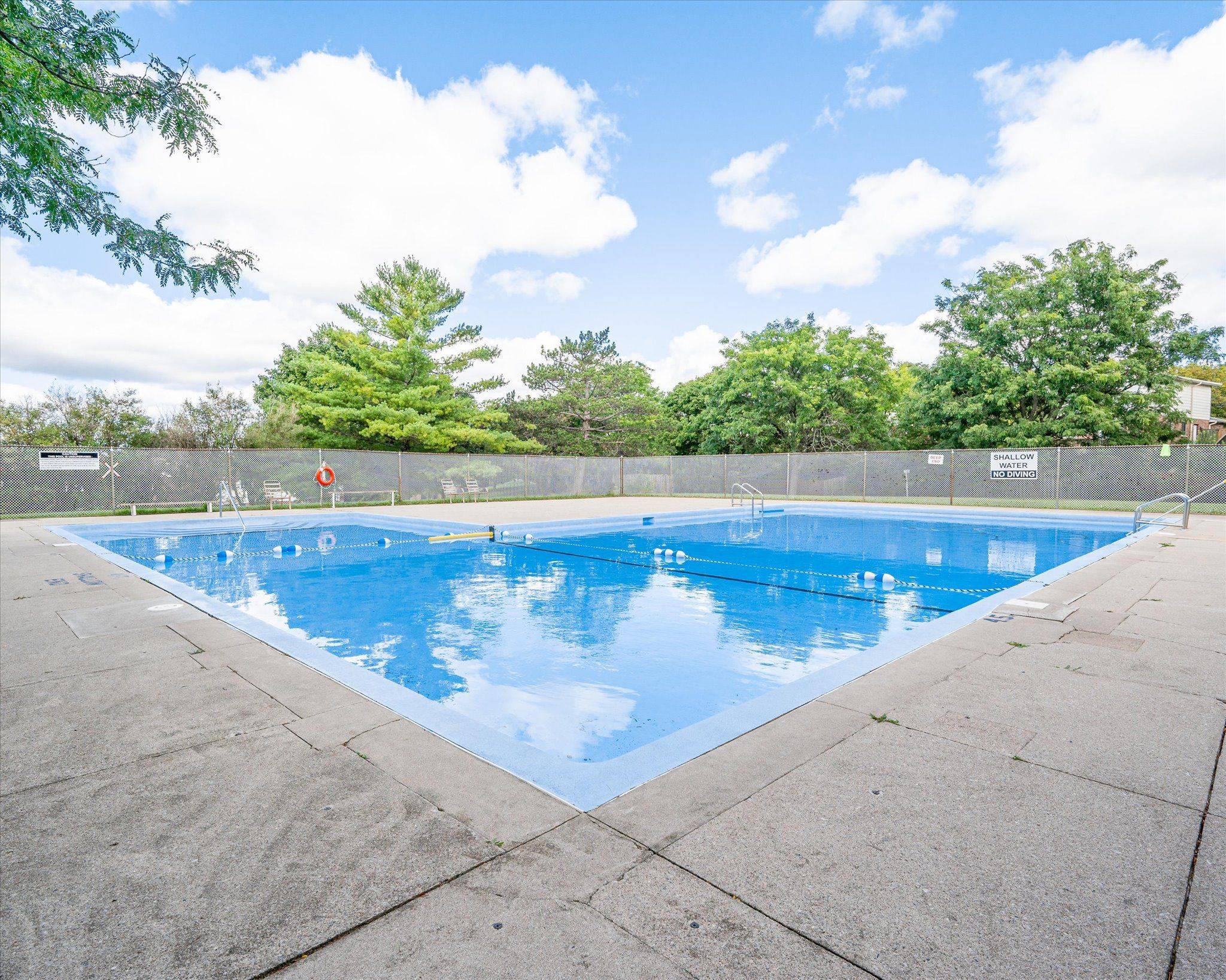 Guelph, ON N1G 3A5,51 Dovercliffe RD