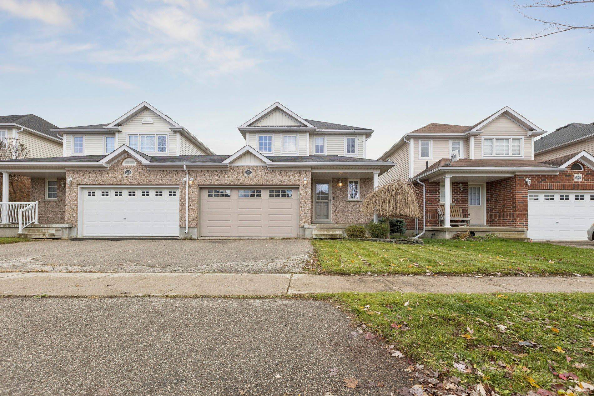 Woolwich, ON N3B 3P6,35 Robb RD