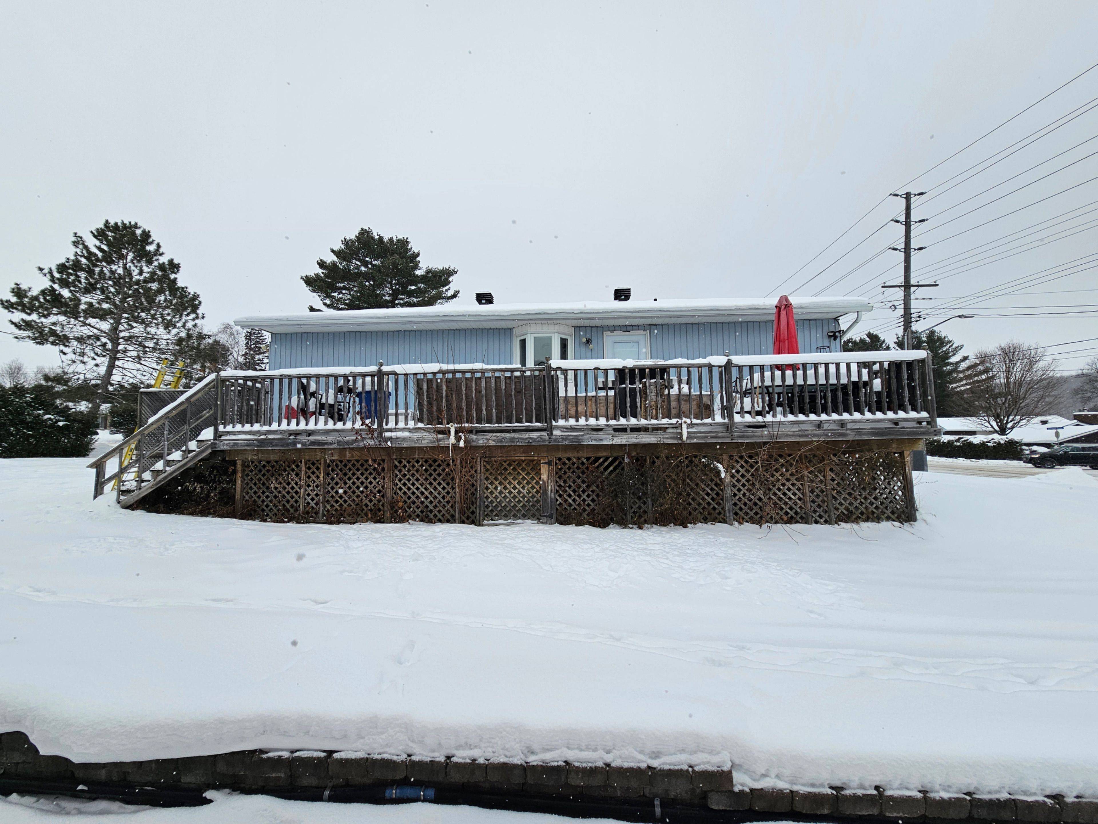 North Bay, ON P1A 3E2,205 Lakeside DR