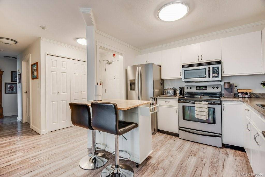 Campbell River, BC V9W 1A5,390 Island Hwy S #216