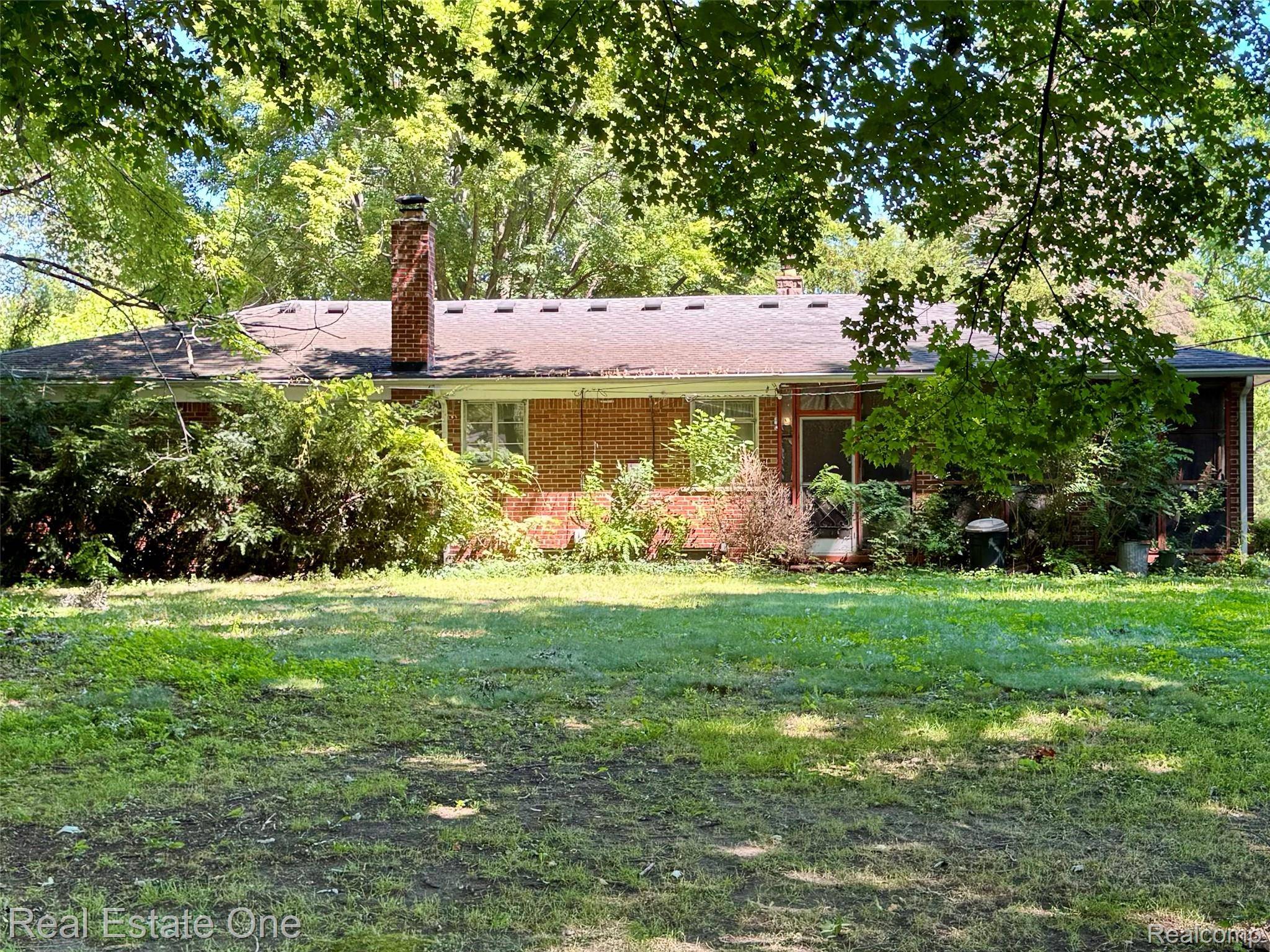 Redford, MI 48239,25101 W Chicago RD