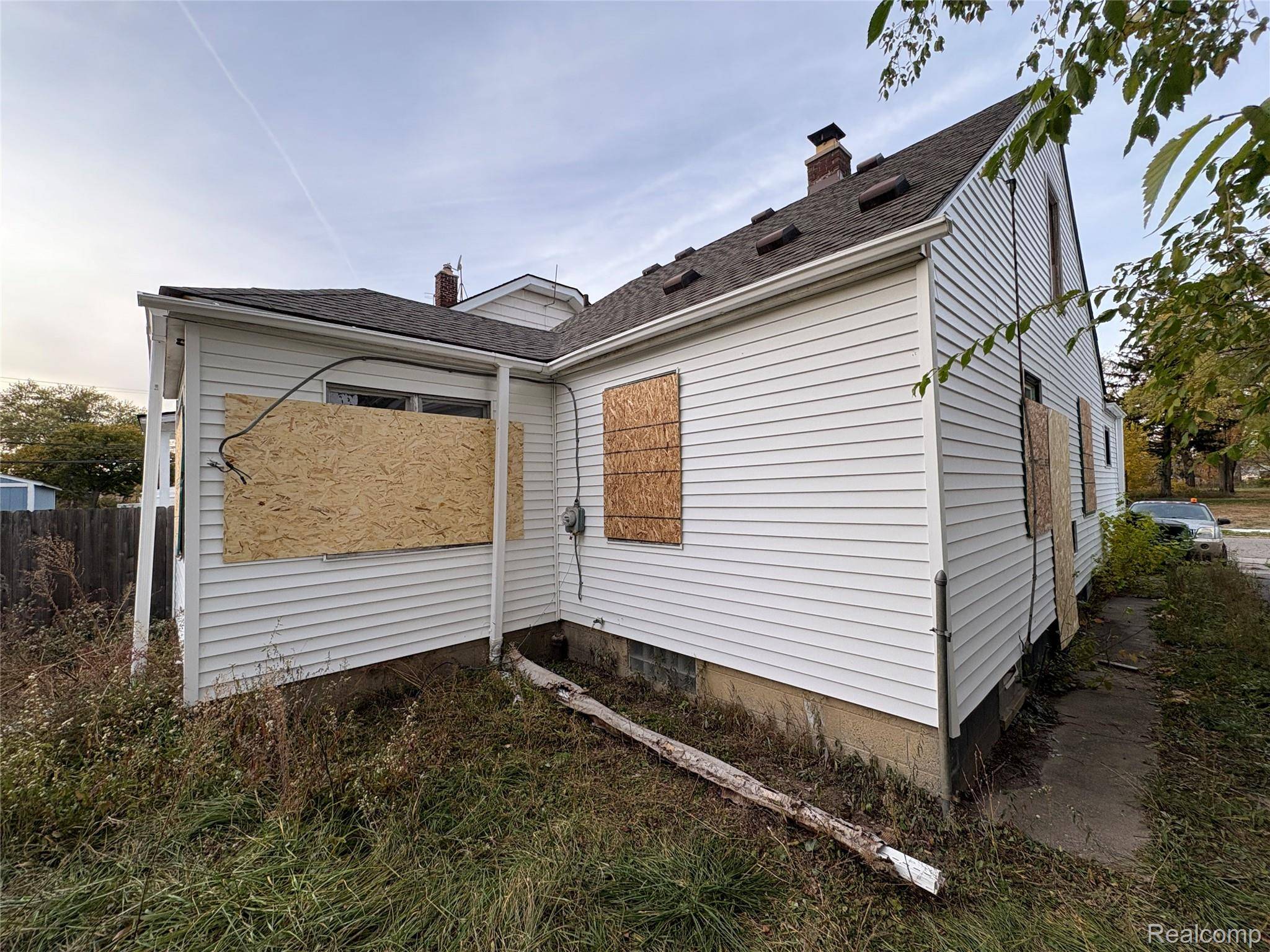 Detroit, MI 48213,14920 longview Longview ST