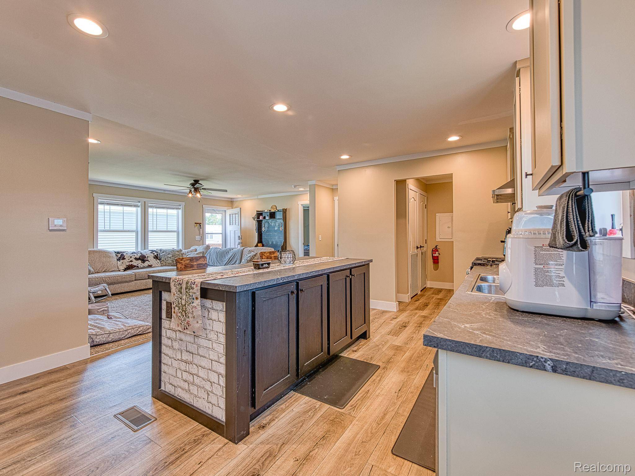 Belleville, MI 48111,501 Washington