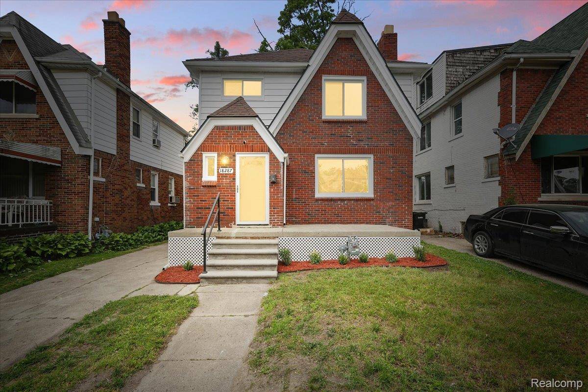 Detroit, MI 48221,18287 Santa Rosa DR