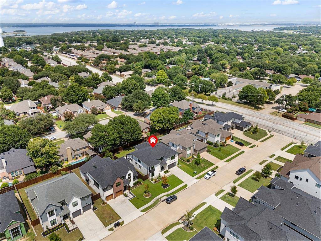 Grapevine, TX 76051,2092 Holt Way