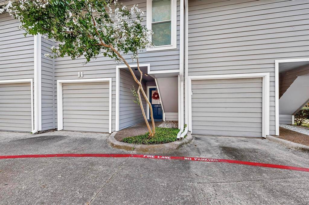 Dallas, TX 75231,9222 Church Road #114