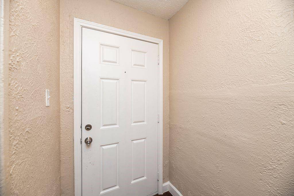 Fort Worth, TX 76104,1037 E Tucker Street #102