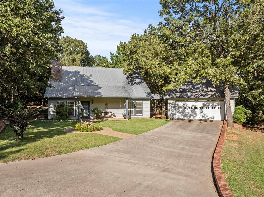 Scroggins, TX 75480,100 Private Road 4303