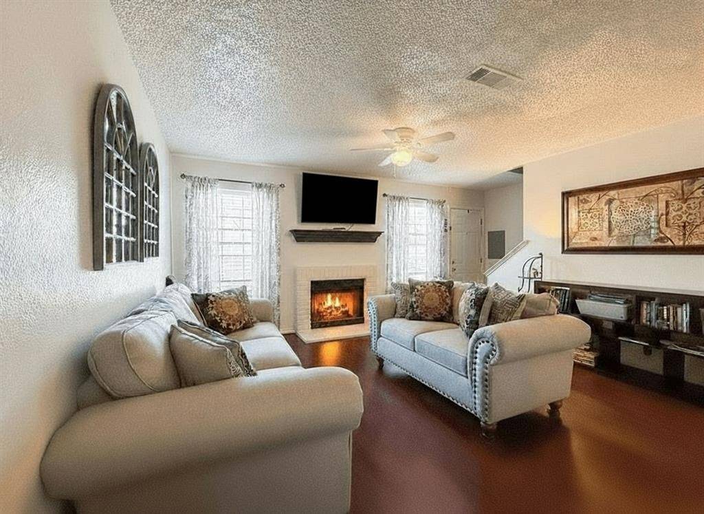 Denton, TX 76205,1237 Dallas Drive