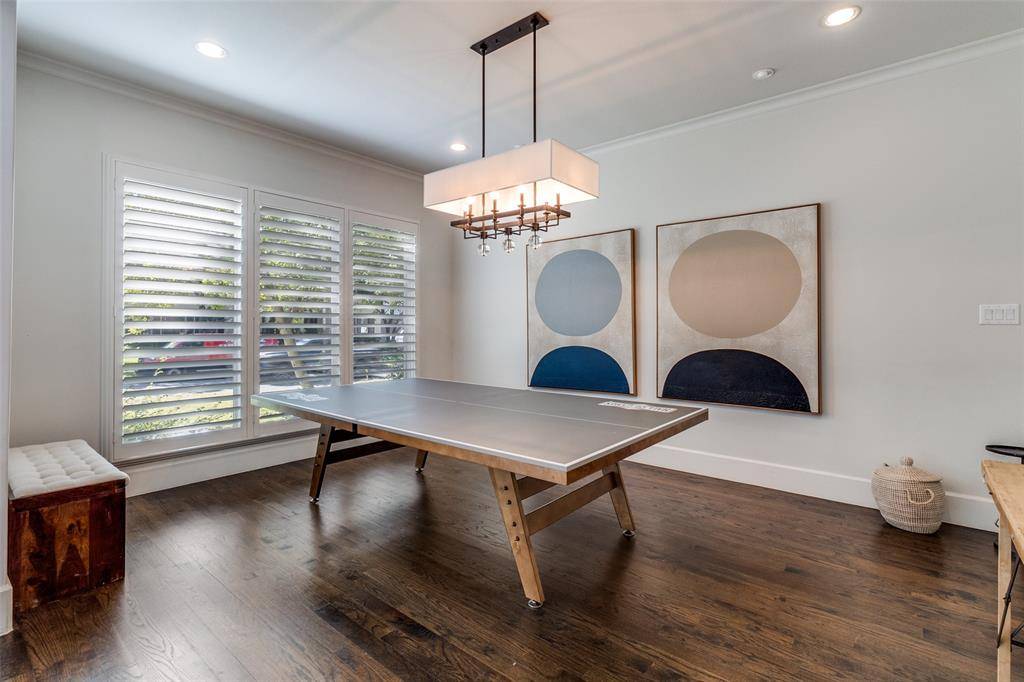 Dallas, TX 75225,6615 Northwood Road