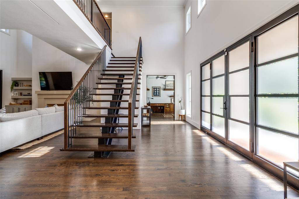 Dallas, TX 75225,6615 Northwood Road