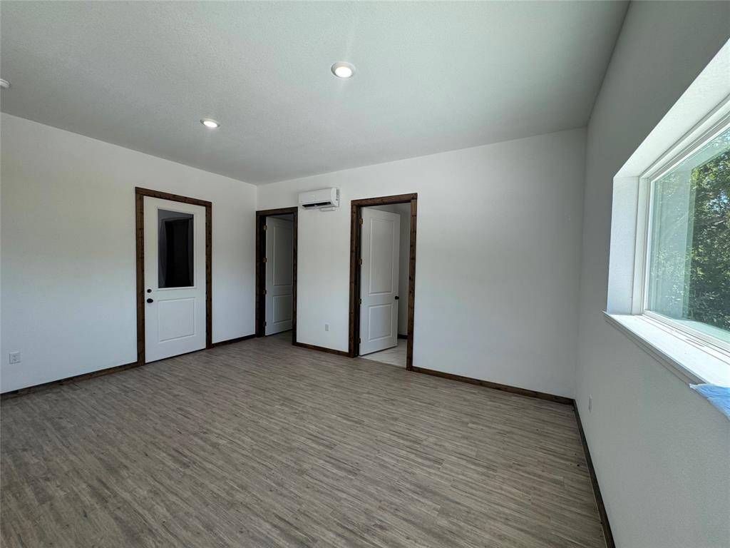 Weatherford, TX 76086,1401 Ranger Highway #303