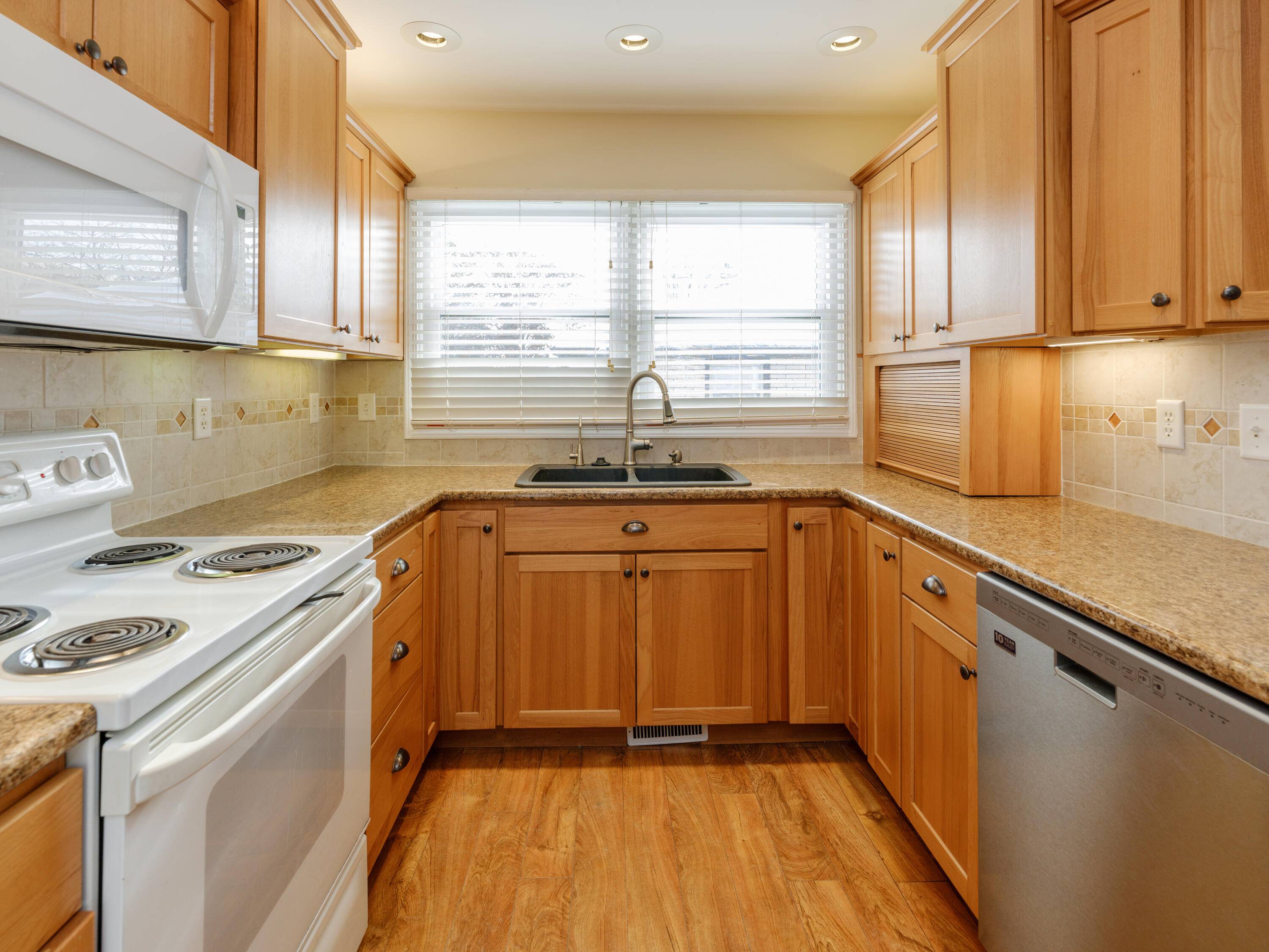 Portage, MI 49024,7525 Woodcrest ST