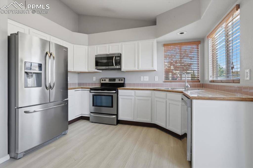 Colorado Springs, CO 80911,5370 Bradley CIR