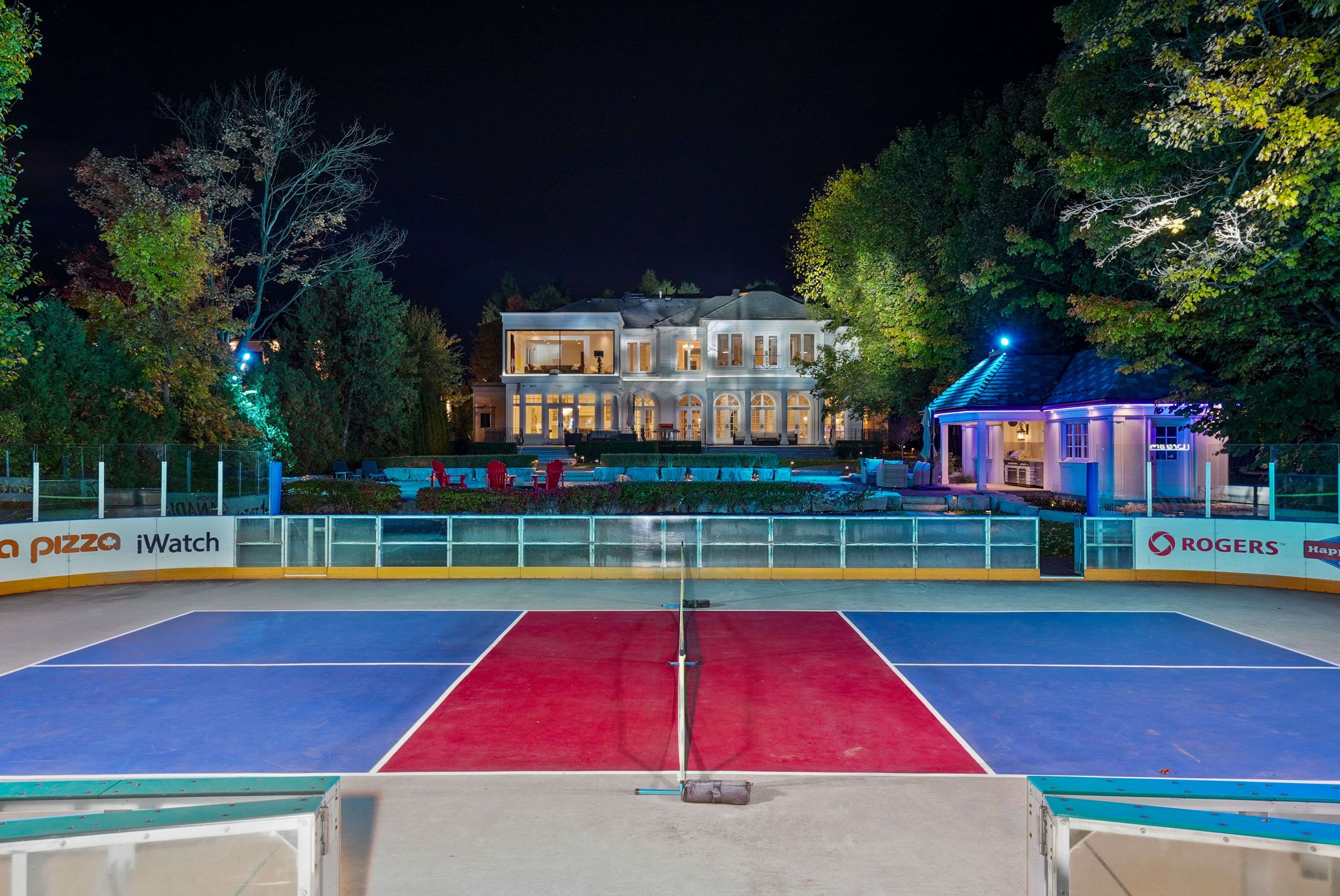 Toronto C07, ON M3H 1E3,180 Sandringham DR