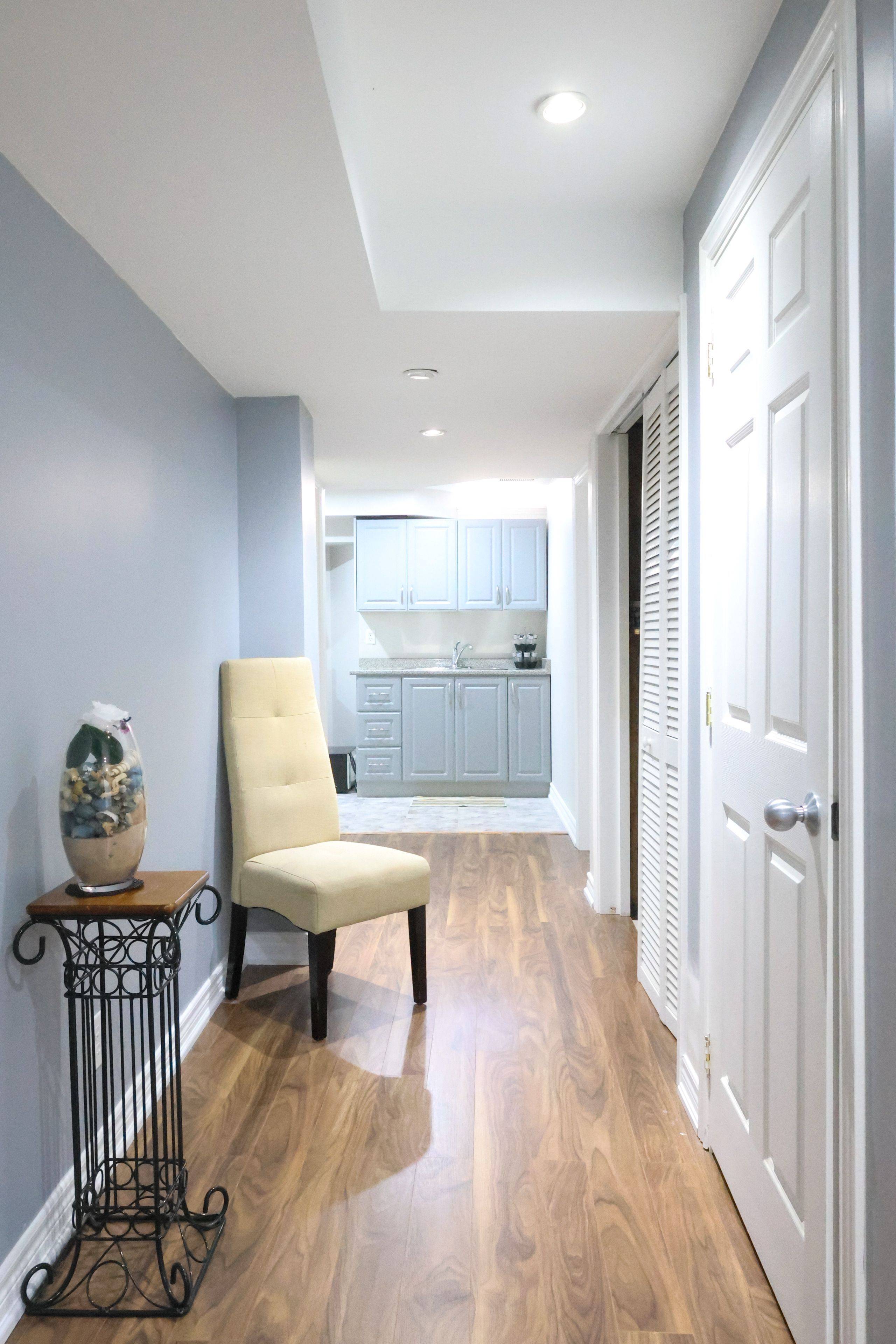 Oshawa, ON L1L 1C7,1891 Secretariat PL #BSMT