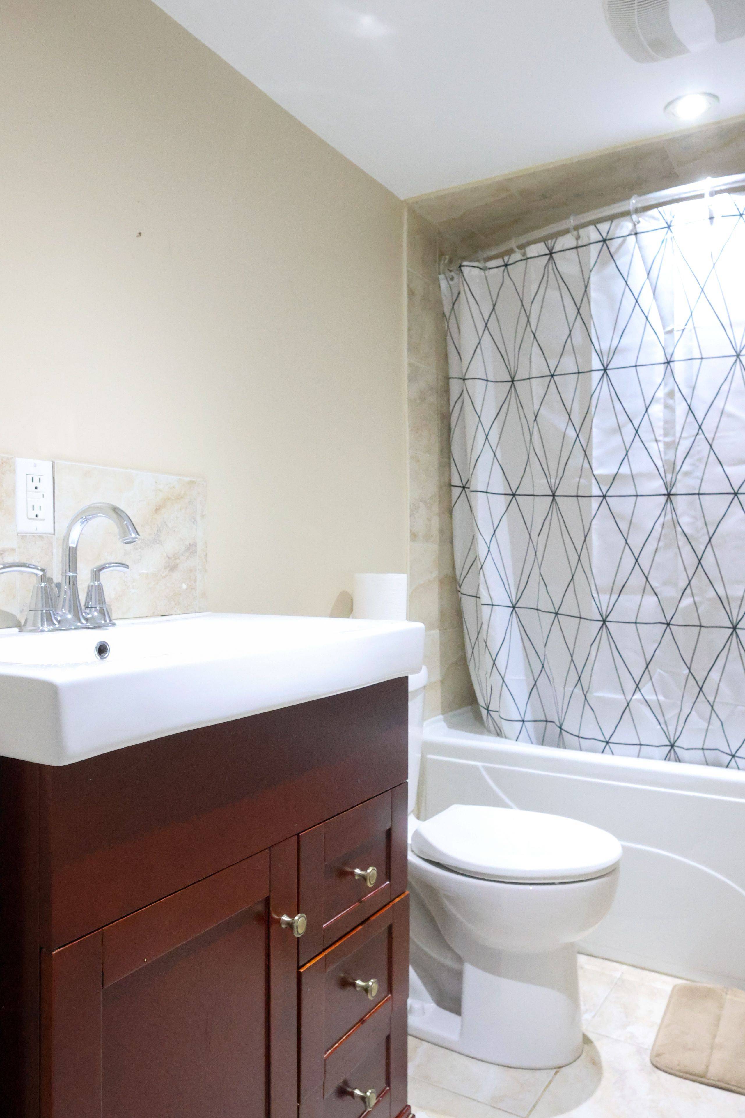 Oshawa, ON L1L 1C7,1891 Secretariat PL #BSMT