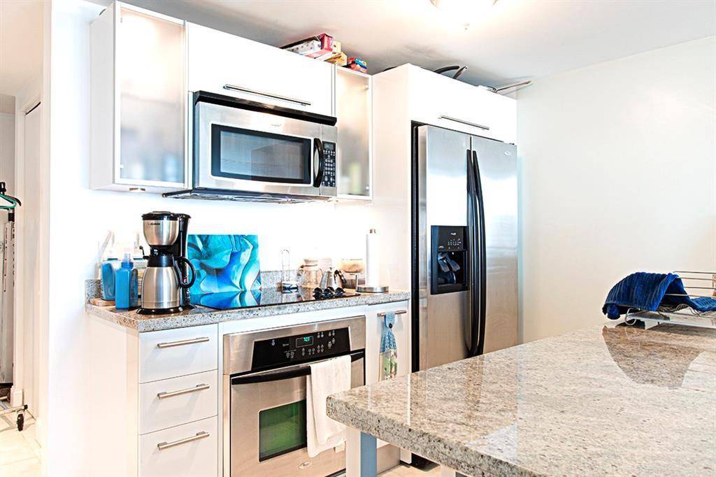 Miami, FL 33130,185 SW 7th St #1604