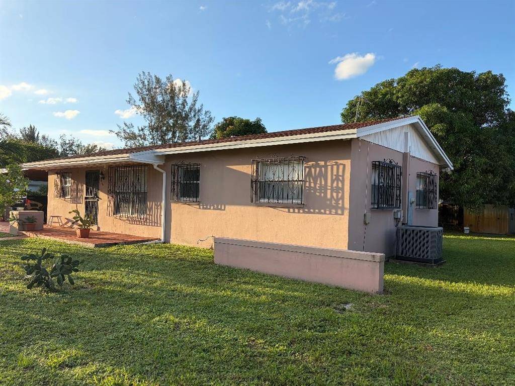 Miami Gardens, FL 33056,3513 NW 181st St