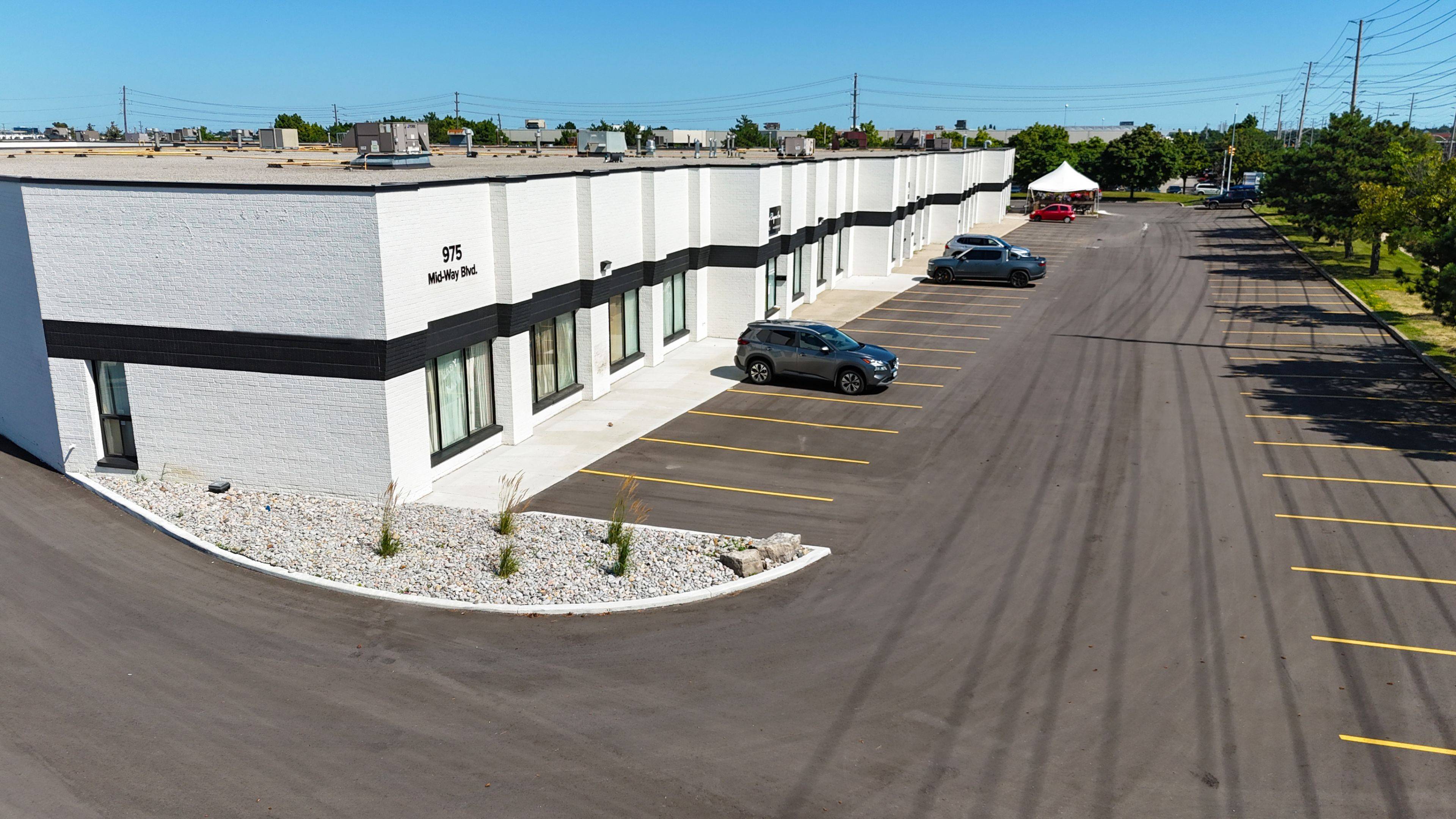 Mississauga, ON L5T 2C6,975 Mid-Way BLVD #3