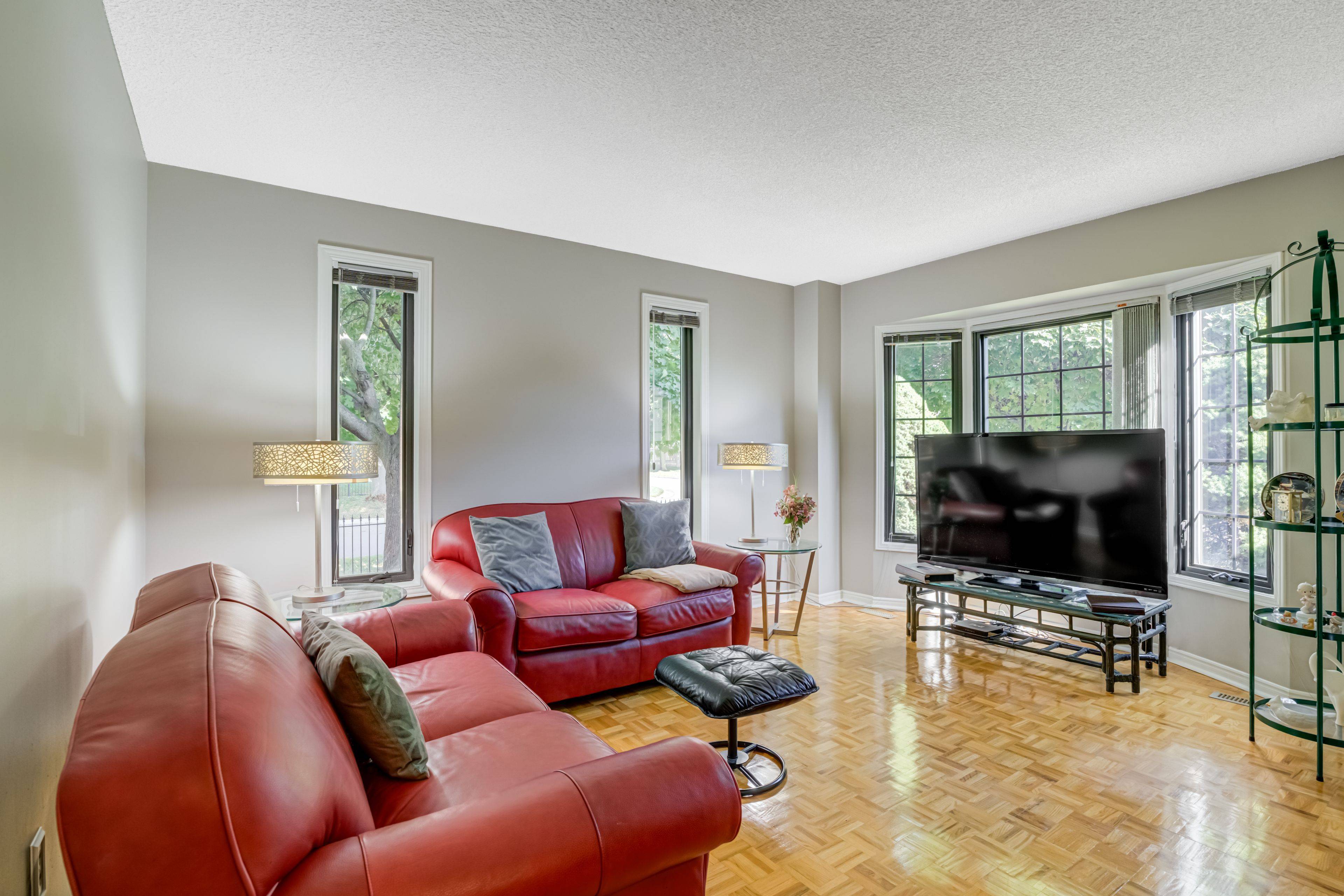 Brampton, ON L6X 3V5,10 Phelps DR