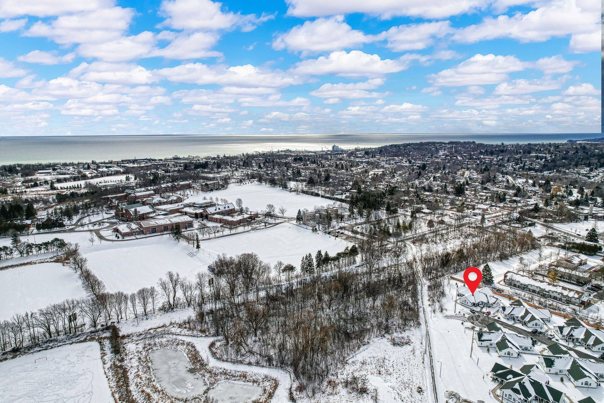 Port Hope, ON L1A 0E1,300 Croft ST #102