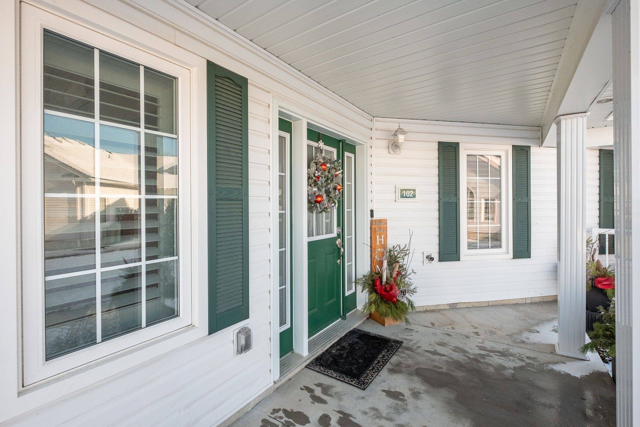 Port Hope, ON L1A 0E1,300 Croft ST #102