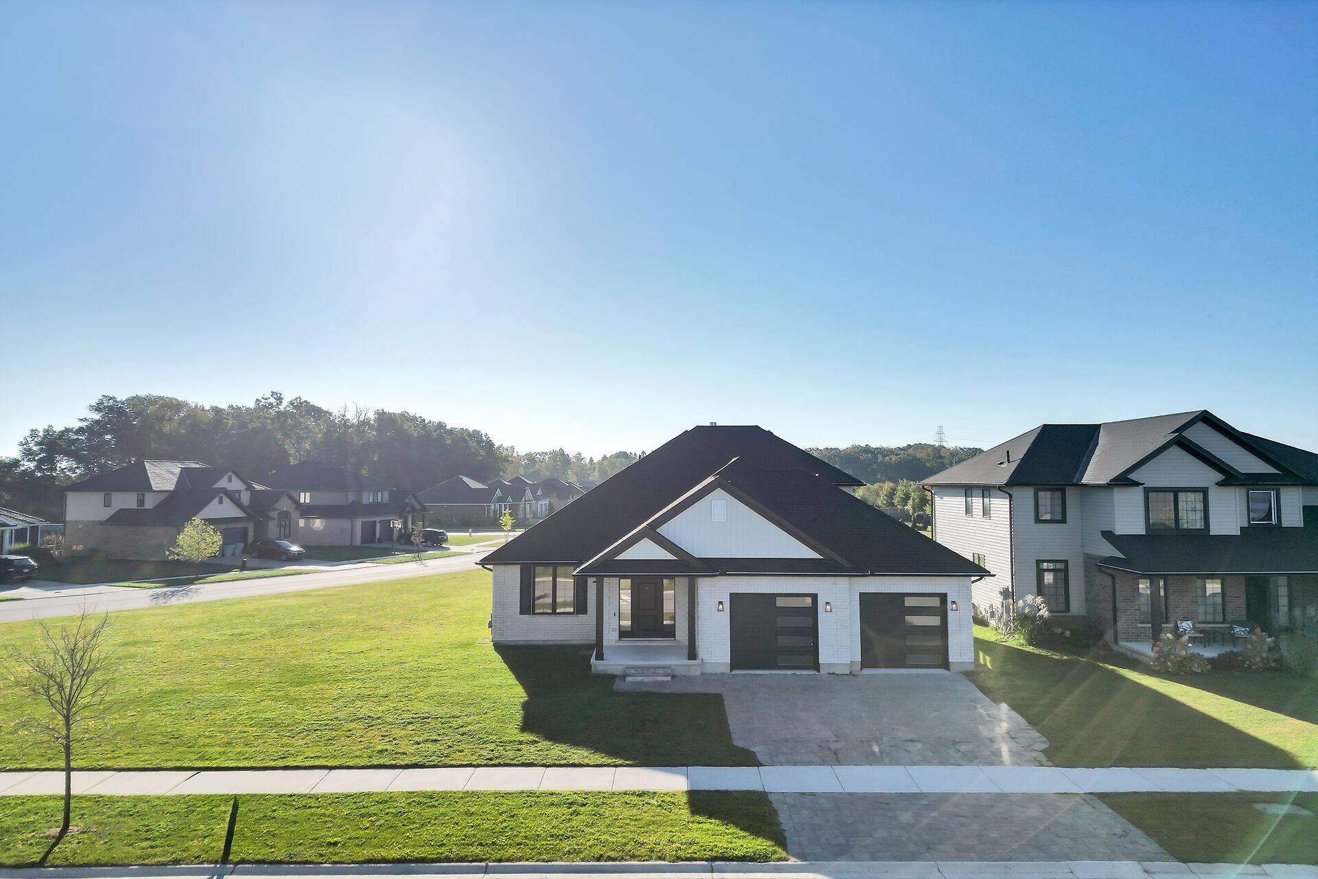 Strathroy-caradoc, ON N0L 1W0,649 Tull ST