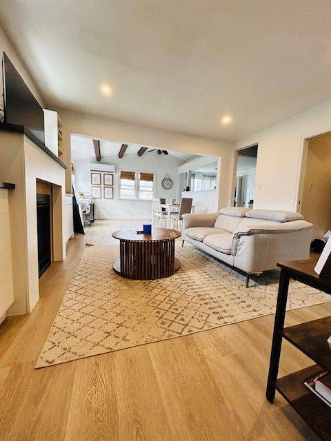 Fort Erie, ON L0S 1N0,3644 Elm ST