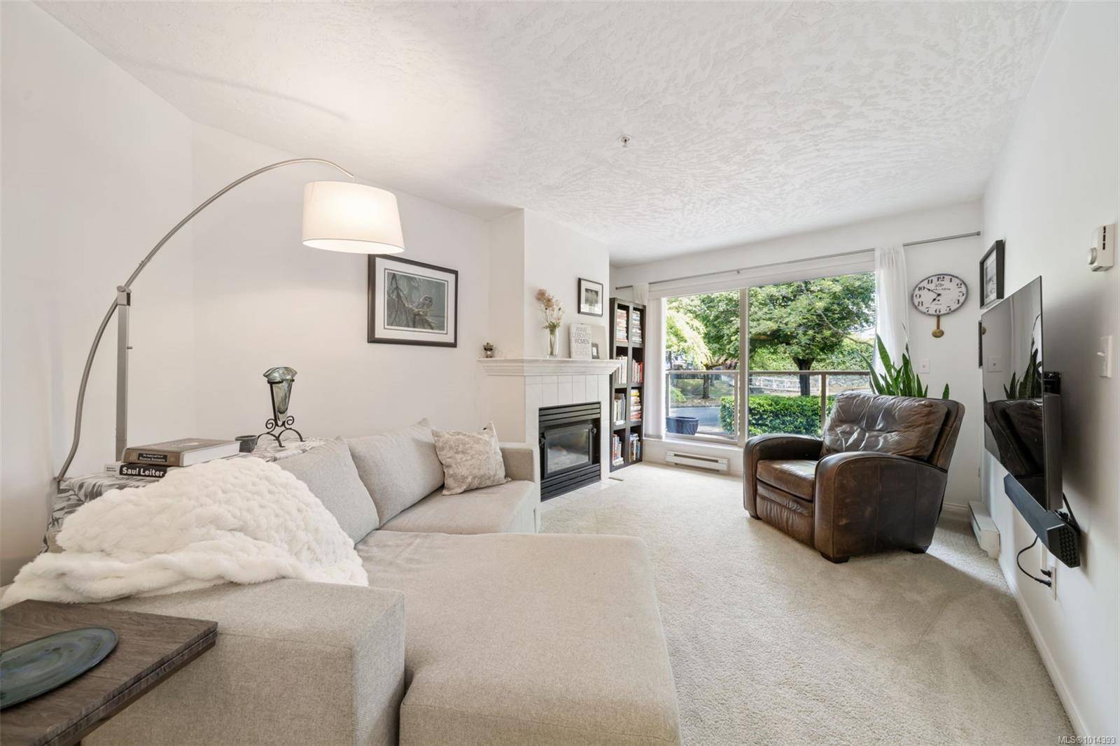 Victoria, BC V8T 5J1,535 Manchester Rd #203