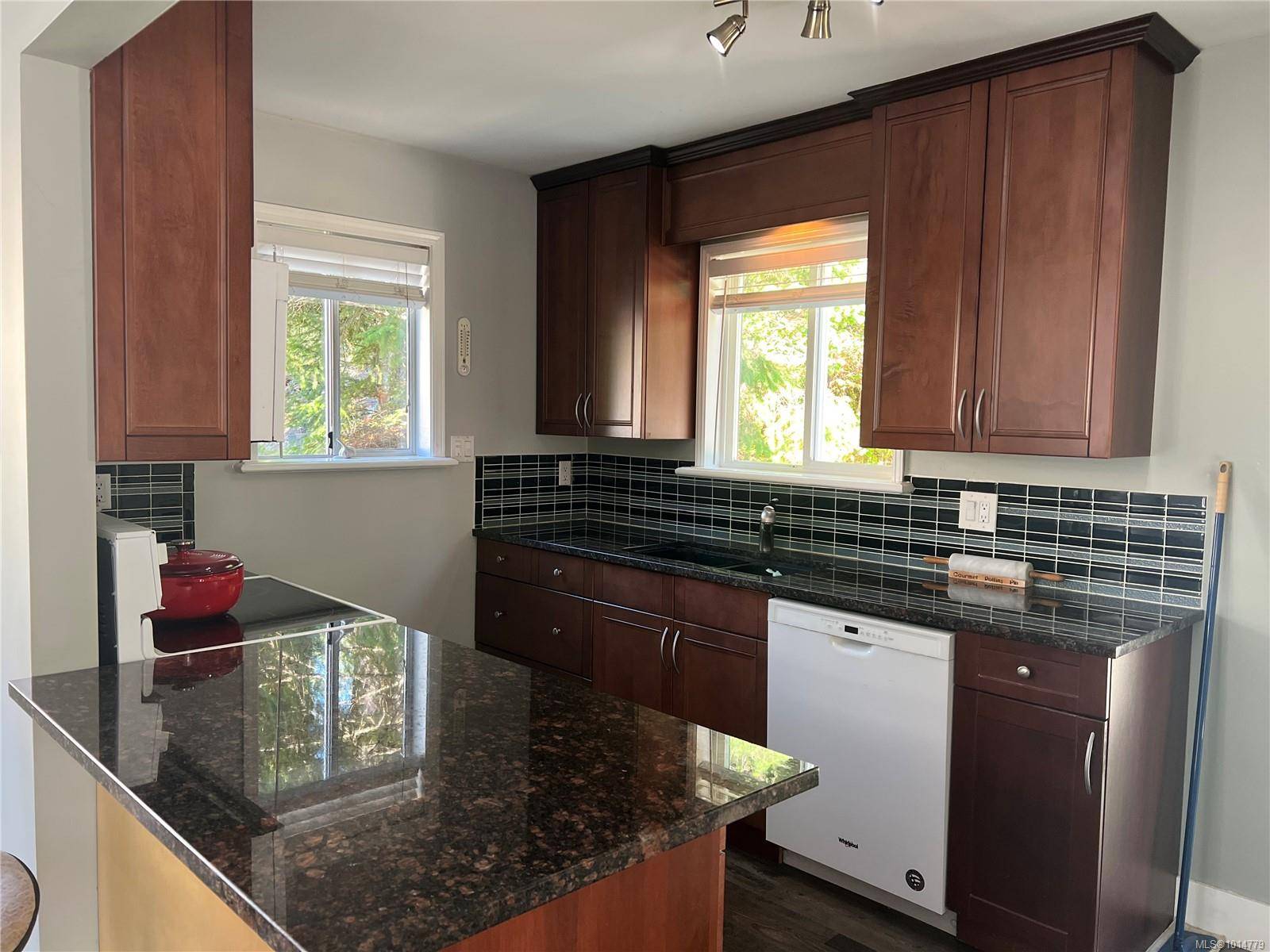 Gold River, BC V0P 1G0,356 Nootka Dr