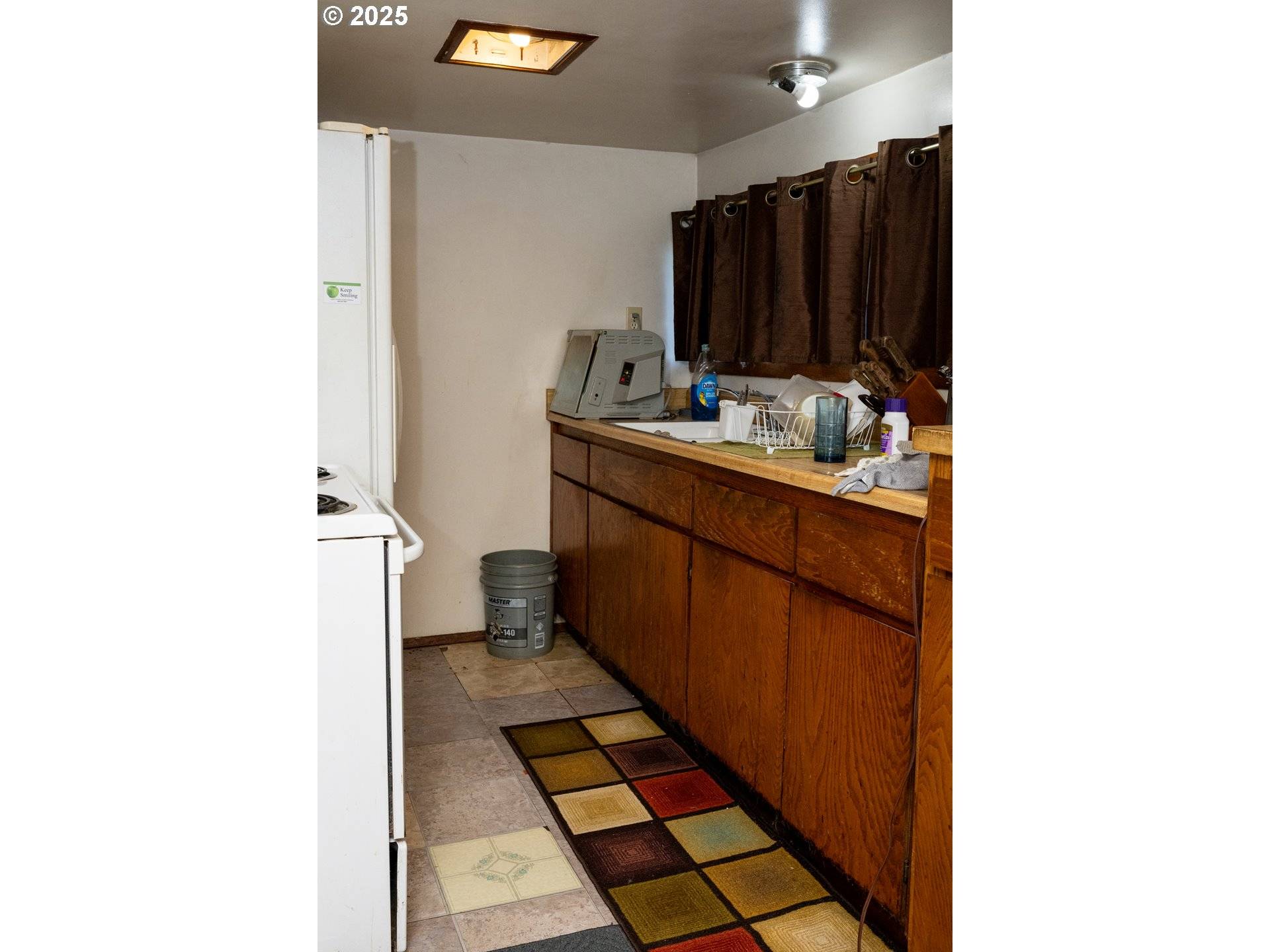 Springfield, OR 97477,6981 MAIN ST