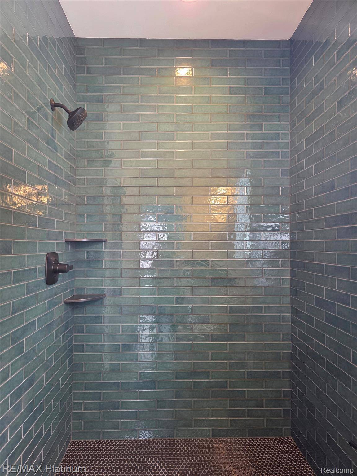 Linden, MI 48451,13026 RIVER ROCK PASS