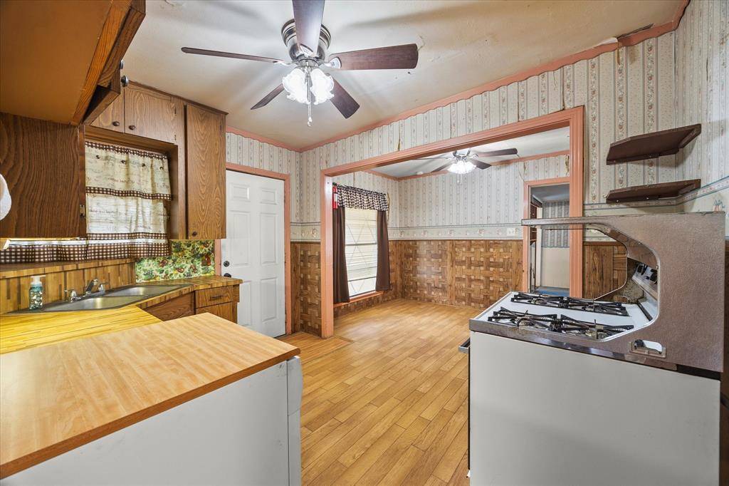 Rockwall, TX 75087,302 S Clark Street